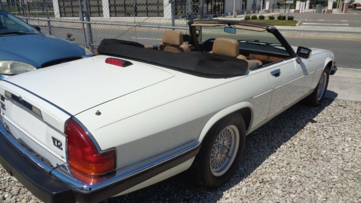 1989 White Ford Mustang Convertible