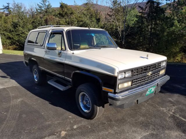 1989 Tan/Black Chevrolet Blazer SUV