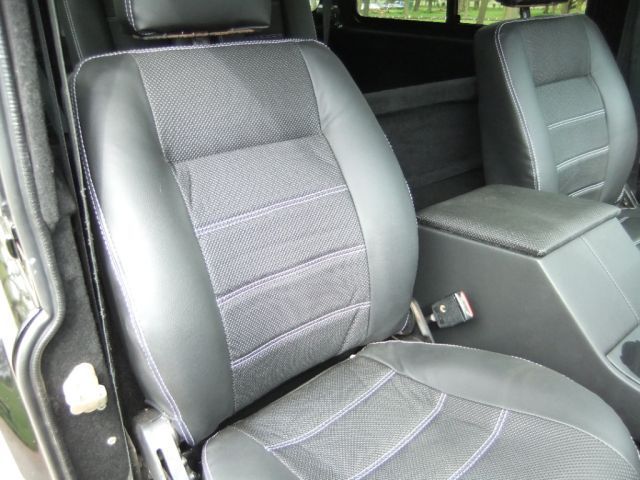 1980 Black Land Rover Defender