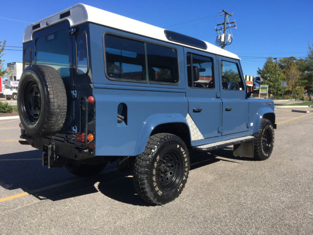 1989 Blue Land Rover Defender SUV