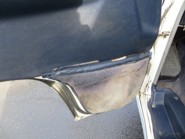 1989 White Toyota Other