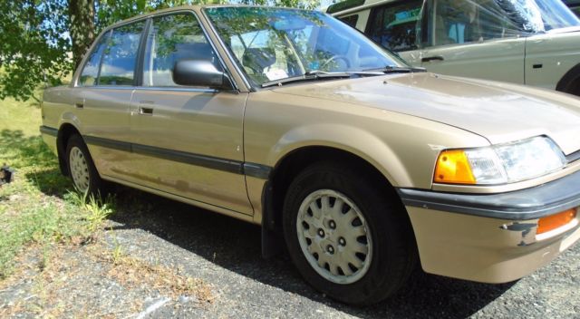 1989 Tan Honda Civic