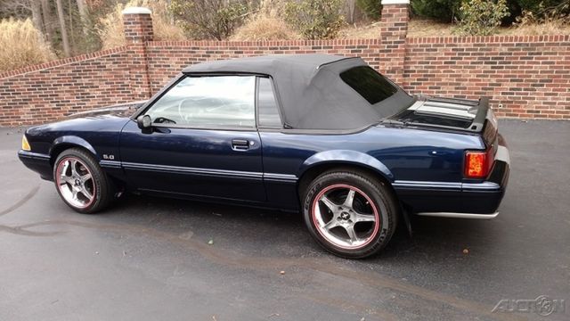 1989 Blue Ford Mustang