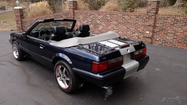 1989 Blue Ford Mustang