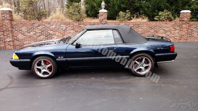 1989 Blue Ford Mustang