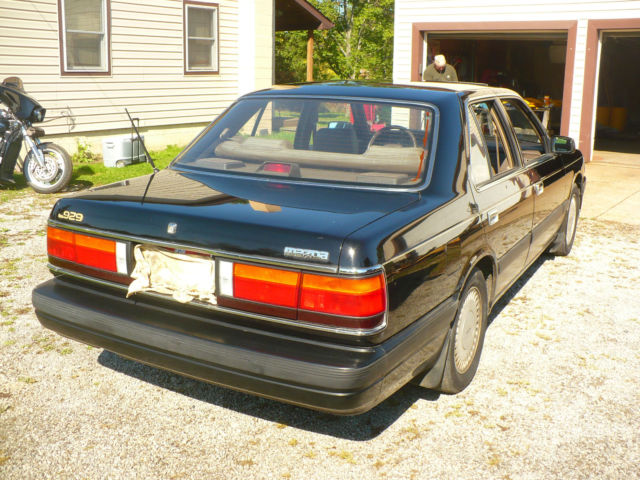 1989 Mazda 929