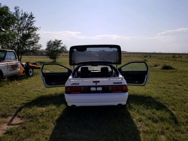 1989 White Mazda RX-7 Coupe