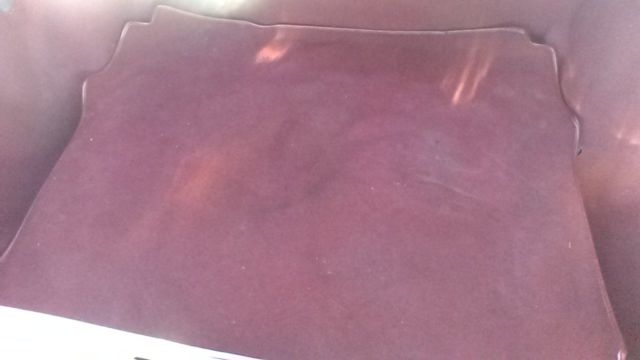 1989 Silver Mercedes-Benz 300-Series Sedan