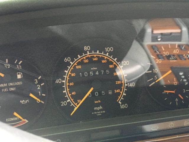 1989 SMOKE SILVER METALLIC (702U) Mercedes-Benz 420 SEL Sedan