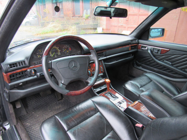 1989 Black Mercedes-Benz S-Class Coupe