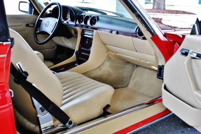 1989 Red Mercedes-Benz SL-Class Convertible