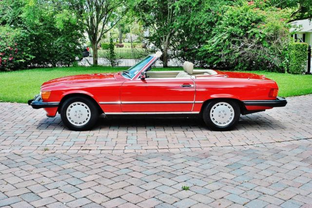1989 Red Mercedes-Benz SL-Class Convertible
