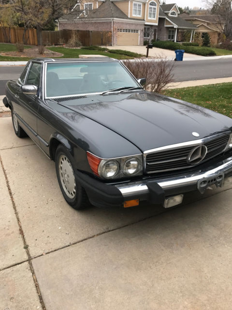 1989 Black Mercedes-Benz SL-Class Convertible
