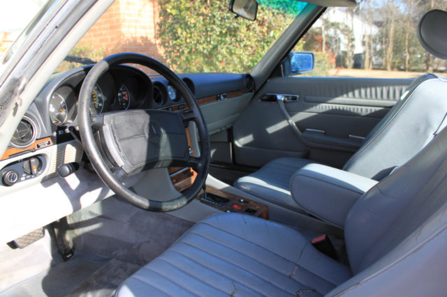 1989 Black Mercedes-Benz SL-Class Convertible