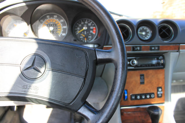 1989 Black Mercedes-Benz SL-Class Convertible