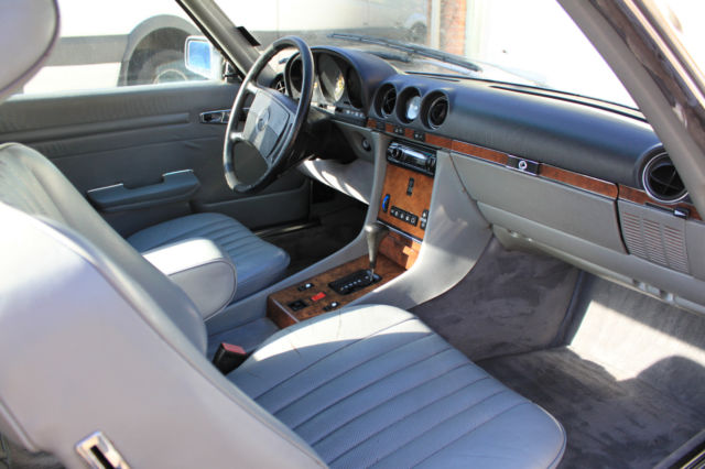 1989 Black Mercedes-Benz SL-Class Convertible