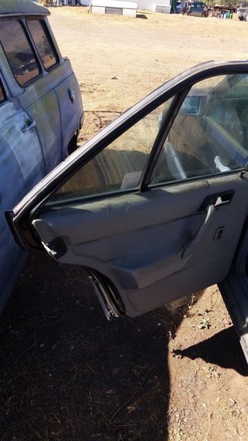 1989 Black Mercedes-Benz 190-Series