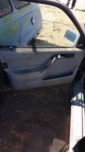 1989 Black Mercedes-Benz 190-Series