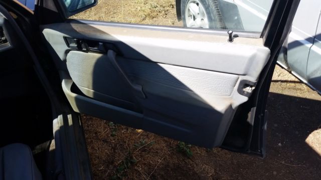 1989 Black Mercedes-Benz 190-Series