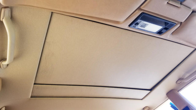 1989 Seafoam Poly Mercedes-Benz 400-Series Sedan