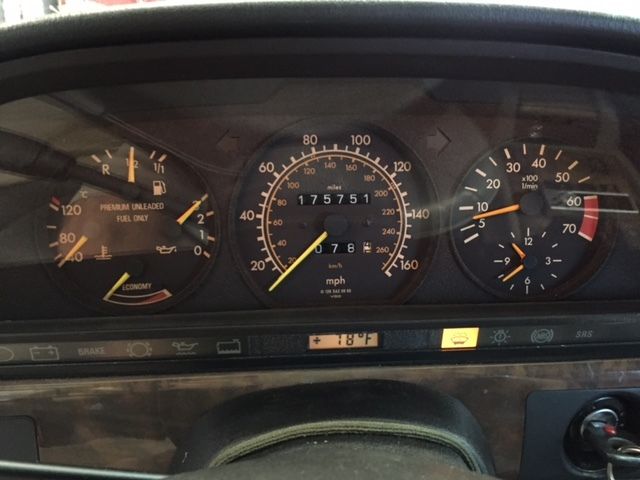 1989 Dark Gray Mercedes-Benz 500-Series Sedan