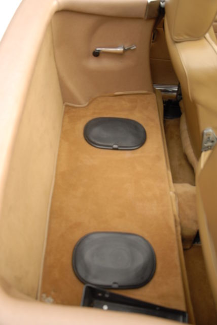 1989 White Mercedes-Benz SL-Class Convertible