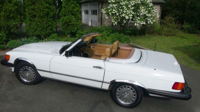 1989 White Mercedes-Benz SL-Class Convertible