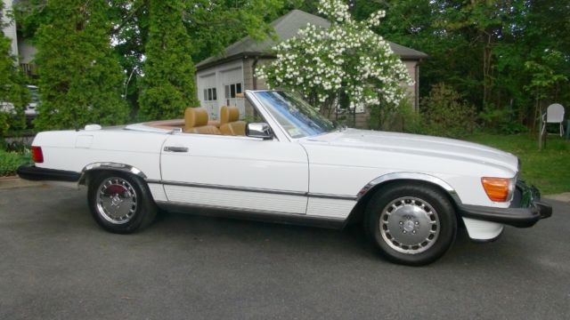 1989 White Mercedes-Benz SL-Class Convertible