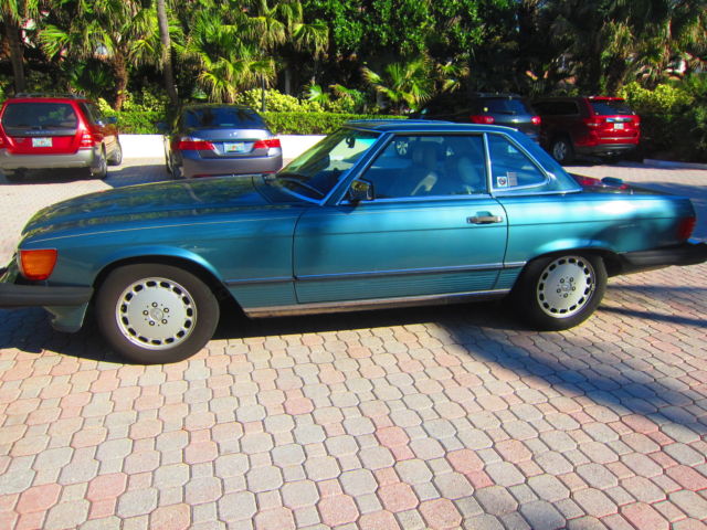 1989 Green Mercedes-Benz SL-Class Convertible