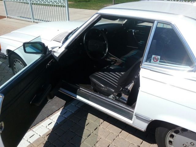1989 White Mercedes-Benz SL-Class Convertible