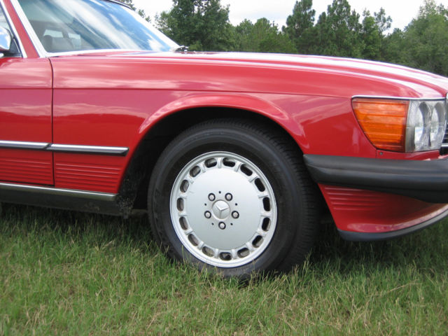 1989 Red Mercedes-Benz SL-Class Convertible