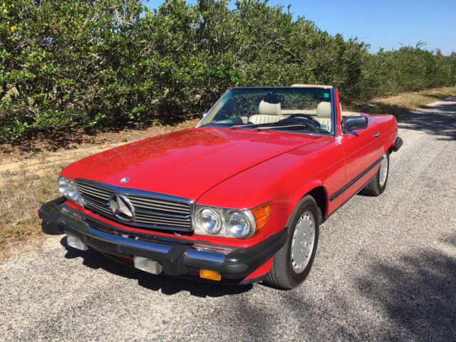 1989 Red Mercedes-Benz SL-Class Convertible