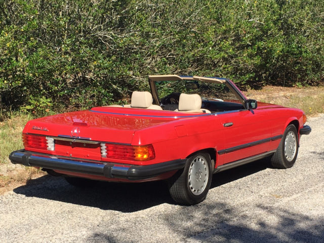 1989 Red Mercedes-Benz SL-Class Convertible