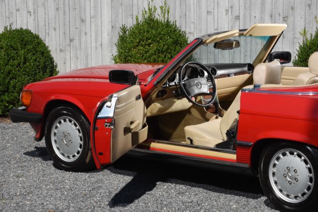 1989 Red Mercedes-Benz SL-Class Convertible