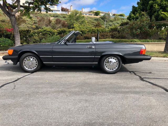 1989 Gray Mercedes-Benz SL-Class Convertible