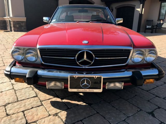 1989 Red Mercedes-Benz SL-Class Convertible