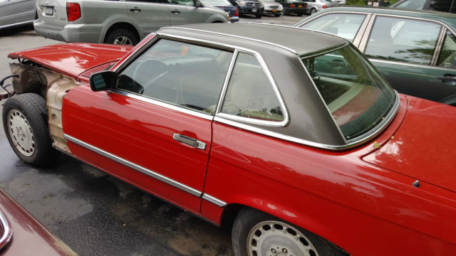 1989 Red Mercedes-Benz SL-Class conv