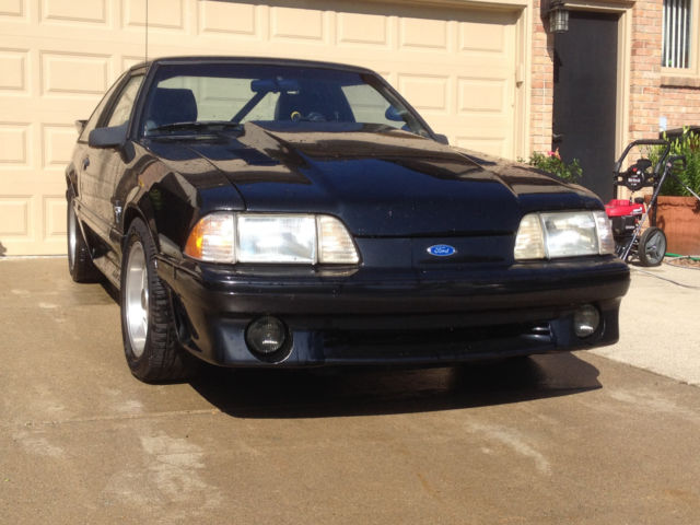 1989 Maroon Ford Mustang Hatchback