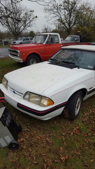 1989 White Ford Mustang Convertible