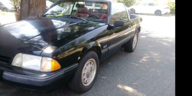 1989 Black Ford Mustang