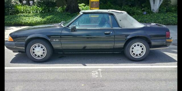1989 Black Ford Mustang