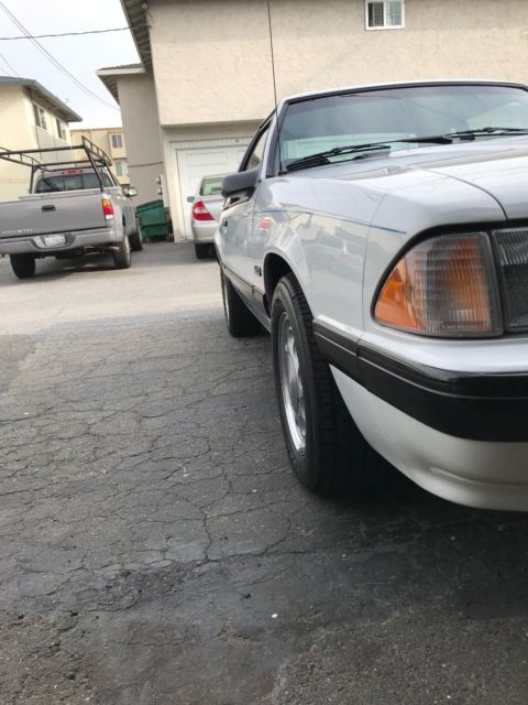 1989 Ford Mustang