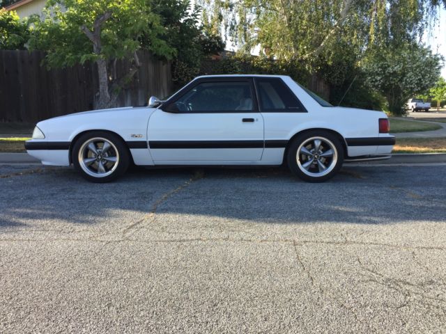 1989 Ford Mustang