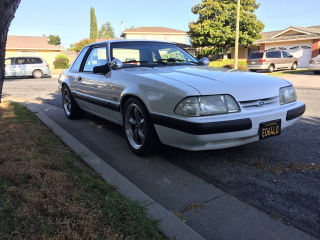 1989 Ford Mustang
