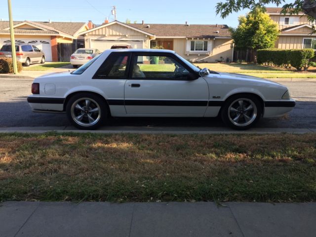 1989 Ford Mustang
