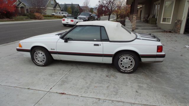 1989 Ford Mustang
