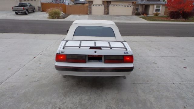 1989 Ford Mustang