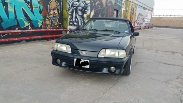 1989 Ford Mustang Convertible