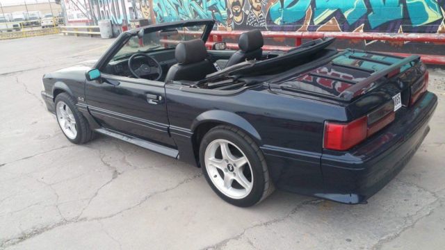 1989 Ford Mustang Convertible