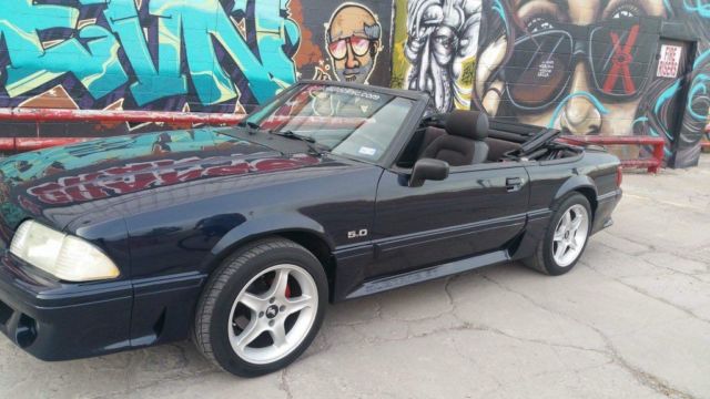 1989 Ford Mustang Convertible